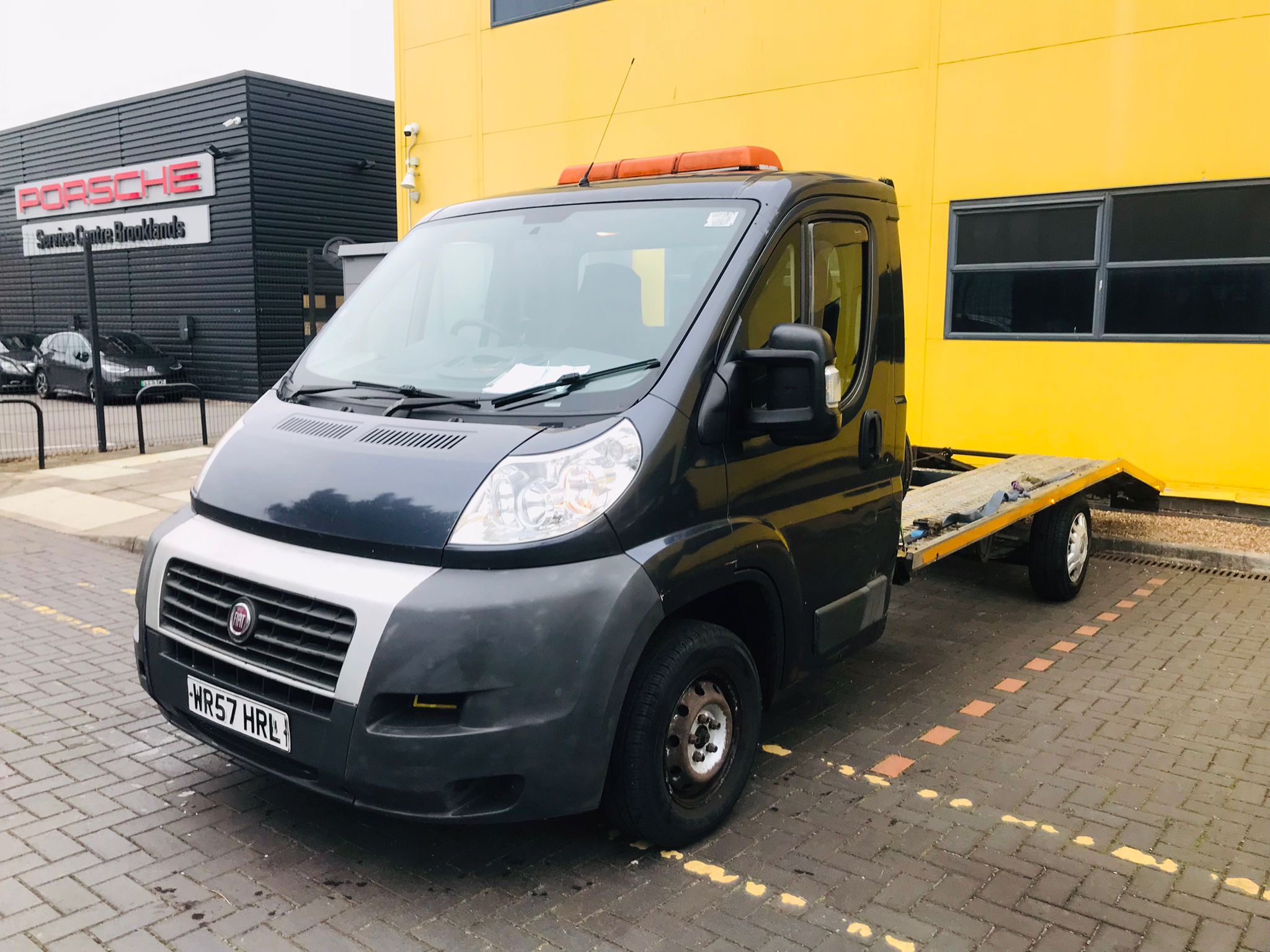 Porsche dealership transport